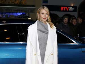 Gwyneth Paltrow Melakukan Cuci Usus, Amankah?