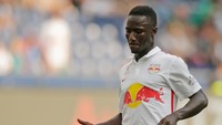 Naby Kieta menjadi buah bibir dengan penampilan bagusnya bersama Leipzig. Pemain yang sudah dibeli Liverpool itu gagal meloloskan Guinea ke Piala Dunia 2018. (Foto: Johannes Simon/Getty Images Sport)