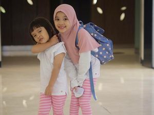 Lucunya Makeup Putri Zaskia Adya Mecca ala Beauty Vlogger