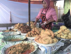 Nikmatnya Sarapan Pedas di Kampung Minang