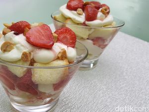 Resep Dessert: Trifle Strawberry Cream Cheese