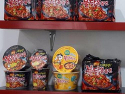 Apakah Semua Mi Instan Asal Korea Mengandung Unsur Babi?