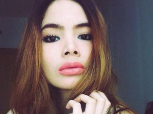 Shyalimar Malik Bantah Ada Hubungan Spesial dengan Didi Soekarno Shyalimar Malik Bantah Ada Hubungan Spesial dengan Didi Soekarno