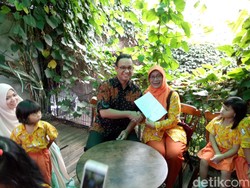 Terima Kunjungan Guru PAUD, Anies Janji Naikkan Gaji
