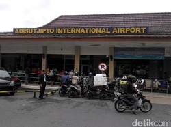 Bandara Adisutjipto Yogya Sajikan Informasi dalam Bahasa Jawa
