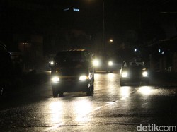 Hati-hati, Jalur Nagreg Malam Ini Licin karena Hujan