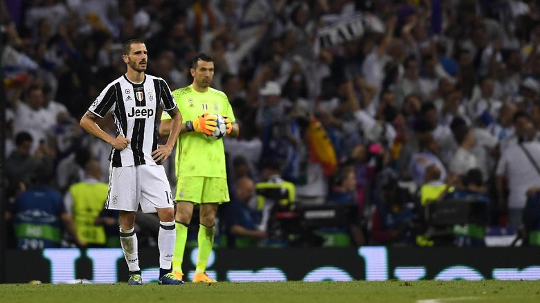 Bonucci Bantah Ada Pertengkaran di Ruang Ganti Juve Saat Jeda Final Liga Champions Bonucci Bantah Ada Pertengkaran di Ruang Ganti Juve Saat Jeda Final Liga Champions