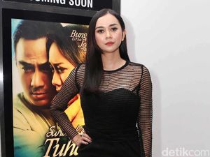 Aww Gemas! Aura Kasih Posting Tanpa Busana Saat Masih Kecil