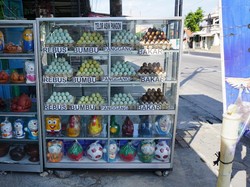 Jangan Kebablasan, Para Penjual Telur Asin Sudah Pindah ke Tegal