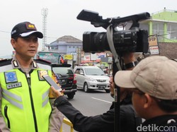 Volume Kendaraan Lewat Garut Meningkat, Polisi Kembali Berlakukan One Way