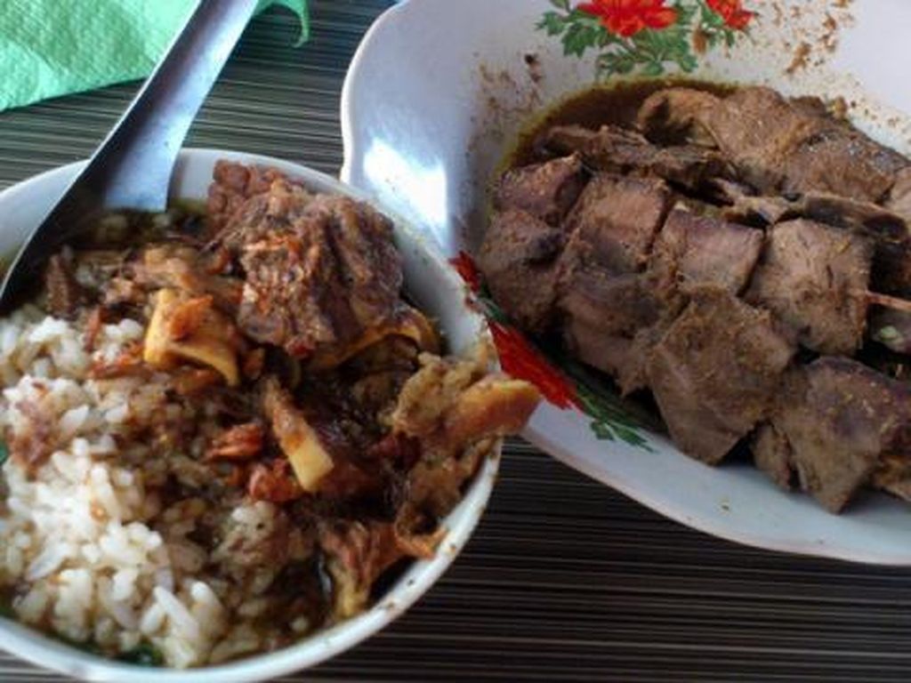 Sepanjang Pantura, Ada Soto Brebes Sampai Soto Bangkong yang Mantap Sepanjang Pantura, Ada Soto Brebes Sampai Soto Bangkong yang Mantap