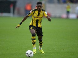Dortmund Perpanjang Masa Hukuman Dembele
