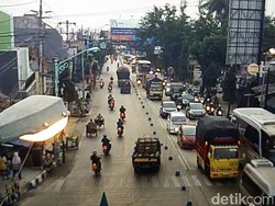 Traffic Update: Lalin Arah Jakarta ke Tegal Mulai Padat