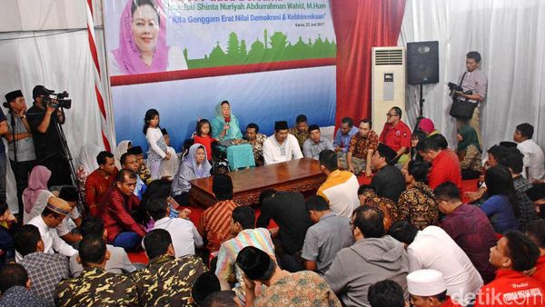 Sinta Nuriyah Buka Bersama Taruna Merah Putih