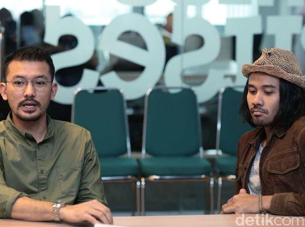 Ini Cerita Rio Dewanto dan Chicco Jerikho Soal Bisnis Filosofi Kopi Ini Cerita Rio Dewanto dan Chicco Jerikho Soal Bisnis Filosofi Kopi
