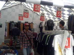Pasang Surut Bisnis Clothing di Bandung