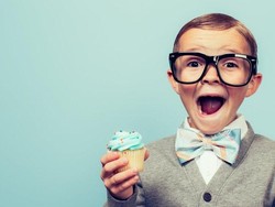 Pria Telat Berkeluarga Cenderung Punya Anak Laki-laki Jenius