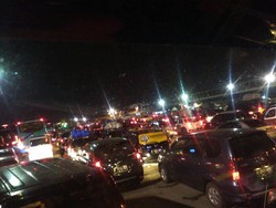 Exit Tol Merak Hingga Dermaga Masih Dipadati Pemudik Pagi Ini