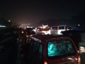 Lebaran, Perhatikan Titik Macet di Tol Jakarta-Cikampek Malam Ini