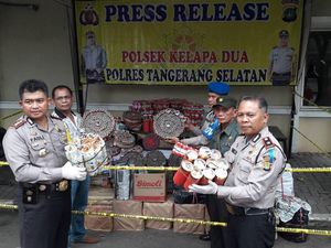 Polisi Sita 345.000 Petasan di Tangerang