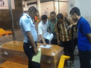 Meninggal di Hongkong, 2 Jenazah TKW asal Blitar Tiba di Surabaya Meninggal di Hongkong, 2 Jenazah TKW asal Blitar Tiba di Surabaya