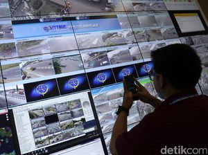 Kemenhub Pantau Arus Mudik 24 Jam Penuh