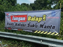 Ingatkan Pemudik, Polisi di Aceh Pasang Spanduk Lucu Seperti Ini