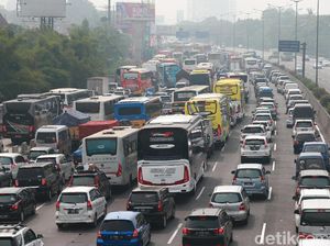 Polri: Masih Ada 10-20 Persen Kendaraan Belum Kembali ke Jakarta