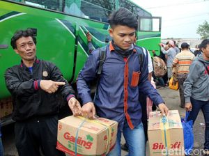 H-2 Lebaran, 10 Ribu Pemudik Masuk Terminal Garut H-2 Lebaran, 10 Ribu Pemudik Masuk Terminal Garut