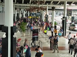 Ramadan di Bandara Soekarno Hatta: Takjil Gratis Sampai Bazar
