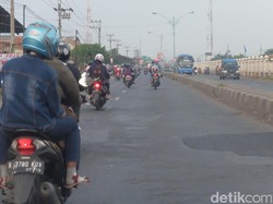 Bergoyang di Jalur Pantura yang Kini Milik Pemudik Motor