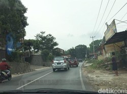 Macet Mudik, Lalin Jalan Tanjungsari Sumedang Dibuat Searah