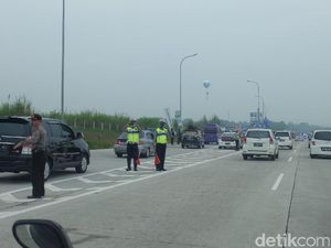 Masuk Tol Cipali, Pemudik Sudah Disambut Macet dari KM 75
