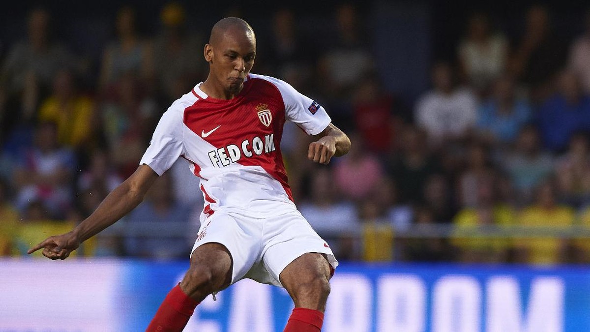 Gelandang AS Monaco Fabinho (Getty Images Sport/Manuel Queimadelos Alonso)