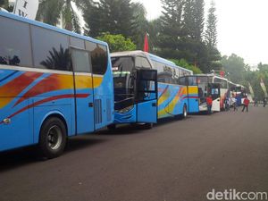 Kodam Siliwangi Ajak 250 Orang Mudik Gratis Kodam Siliwangi Ajak 250 Orang Mudik Gratis
