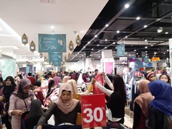 Transmart Carrefour Mataram NTB Telah Dibuka