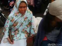 Suminah, 16 Tahun Setia Pada Satu PO Bus untuk Mudik