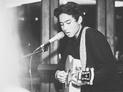 Bandingkan Lagu Devano dan Fiersa Besari, Jiplak atau Tidak?