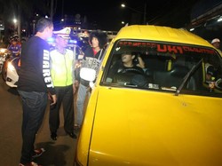 Dirlantas Polda Metro Tegur Peserta Takbir Keliling yang Tak Tertib