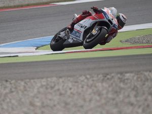 Hari yang Sangat Sulit untuk Lorenzo Hari yang Sangat Sulit untuk Lorenzo