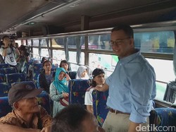 Anies Tinjau Arus Mudik di Terminal Kampung Rambutan