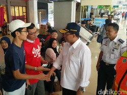 Tinjau Bandara Halim, Menhub Budi Dicurhati Penumpang
