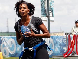 Foto: Gaya Sporty Michelle Obama yang Seksi dan Memukau Foto: Gaya Sporty Michelle Obama yang Seksi dan Memukau