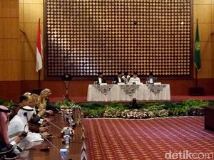 Menag Lukman Buka Sidang Isbat Penentuan Lebaran Menag Lukman Buka Sidang Isbat Penentuan Lebaran
