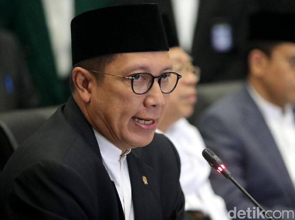Menag: Pemerintah Zalim Jika Taruh Dana Haji di Bawah Bantal Menag: Pemerintah Zalim Jika Taruh Dana Haji di Bawah Bantal