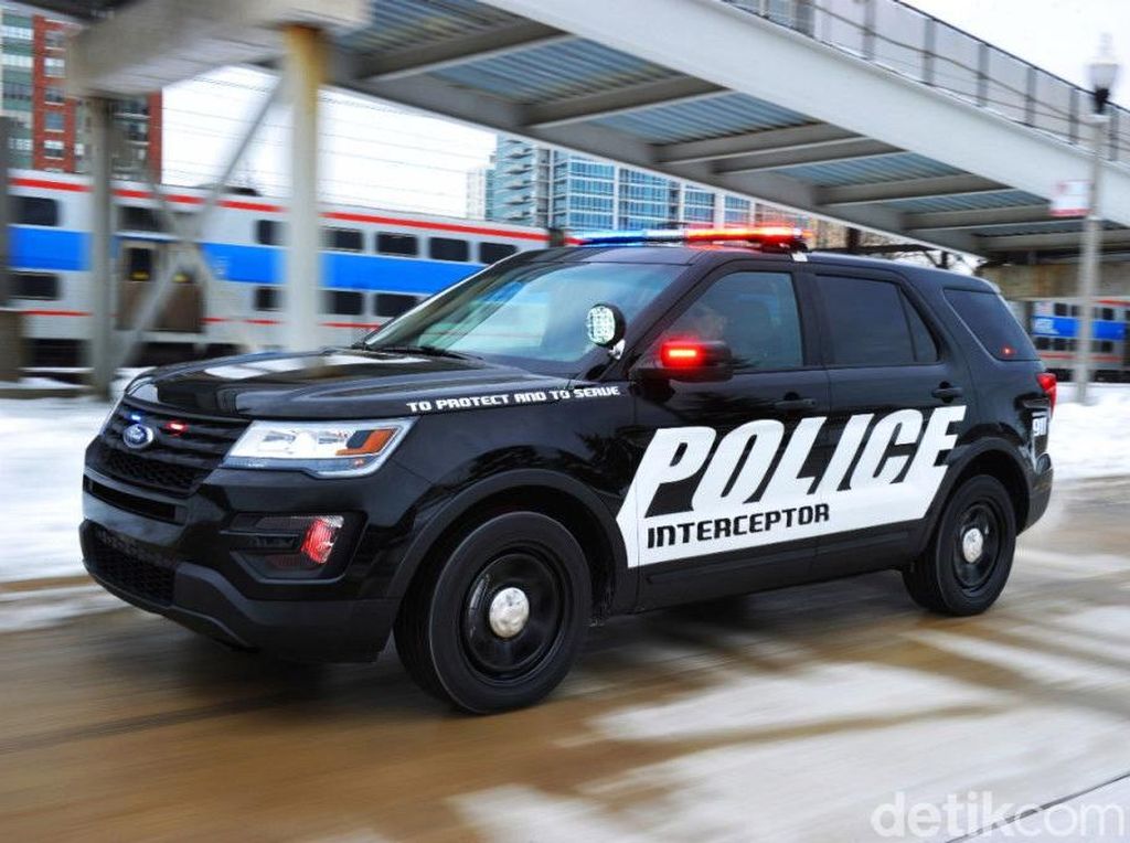 Buruh Pabrik Ford Tolak Bikin Mobil untuk Polisi Buruh Pabrik Ford Tolak Bikin Mobil untuk Polisi