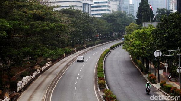 H-1 Lebaran, Jalanan Jakarta Lengang