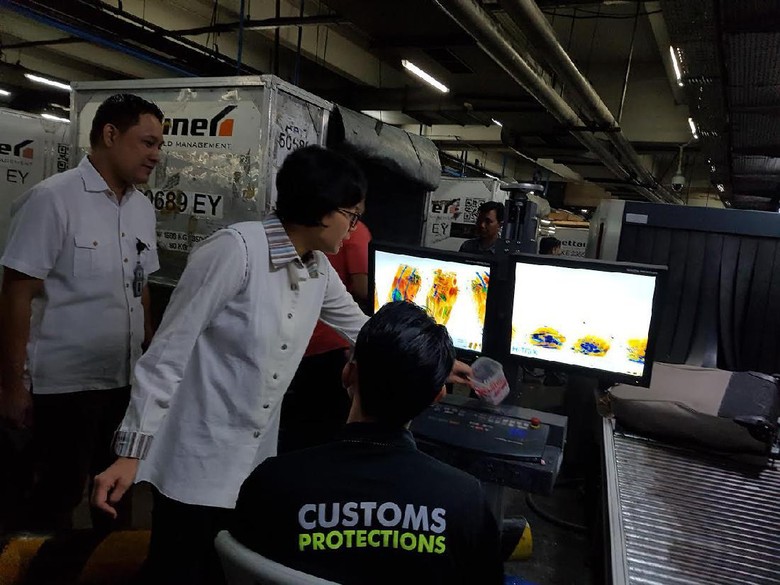 RI Bakal Dibanjiri Impor Bila Barang Masuk Lewat Bandara Tanpa Pajak