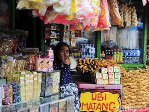 Penjualan Oleh-oleh di Jalur Nagreg Sepi Pembeli