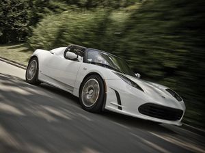 Performa Ganas Dari Mobil Tercepat Tesla